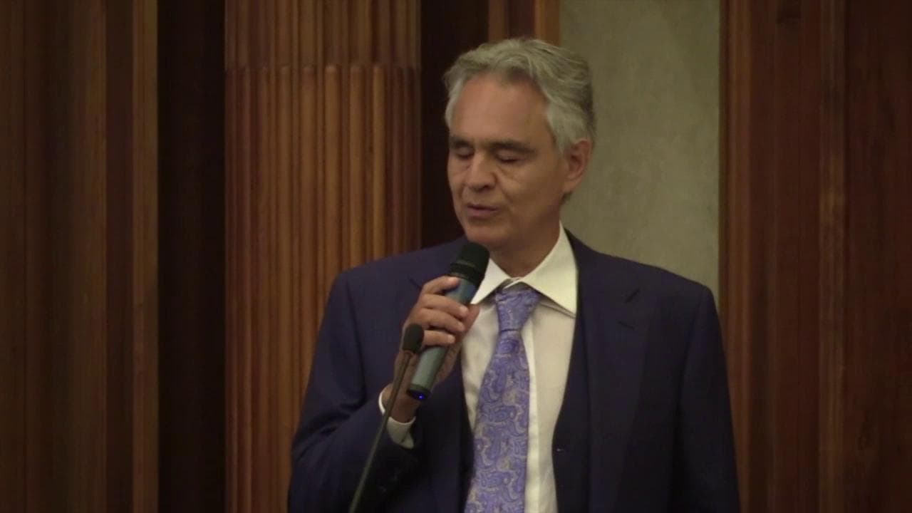 Convegno dei 'negazionisti del Covid', Bocelli: "Io, umiliato e offeso dalla privazione della libertà durante il lockdown"