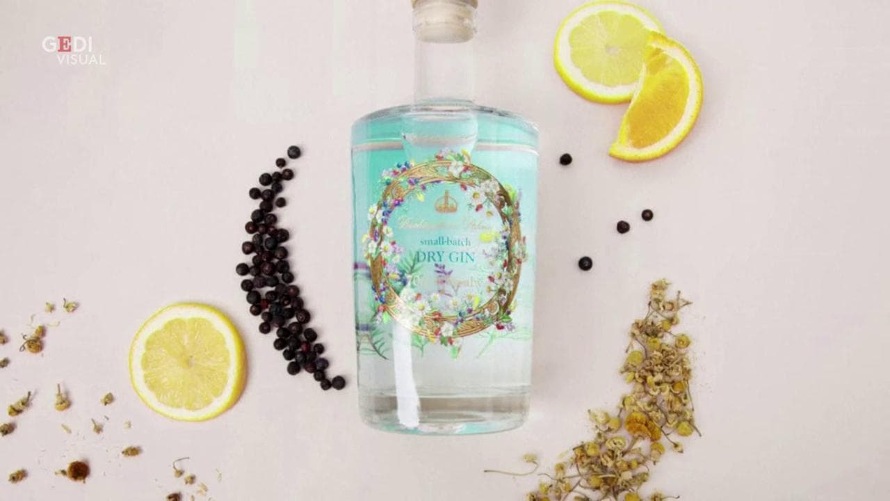 Gb, la famiglia reale lancia il "Gin di Buckingham Palace": con le erbe del giardino della Regina