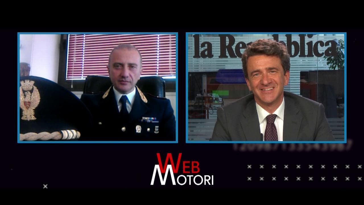 "Che brividi quando arriva il messaggio di un’auto contromano in autostrada": ecco i consigli della Stradale per salvarsi