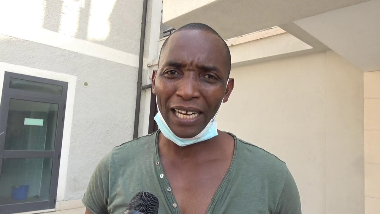 Stati Popolari, l'appello di Aboubakar Soumahoro a Conte: "Il 5 luglio venga in piazza San Giovanni"