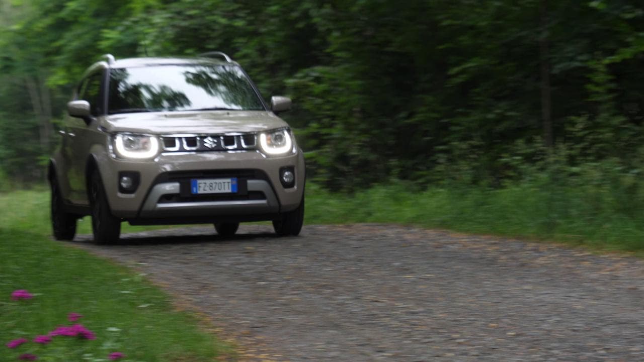 Suzuki Ignis, l'ibrida a trazione integrale