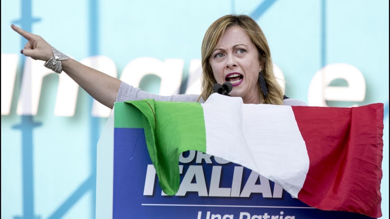 Dai social alla Chiesa, Giorgia Meloni detta la linea a destra - videoritratto