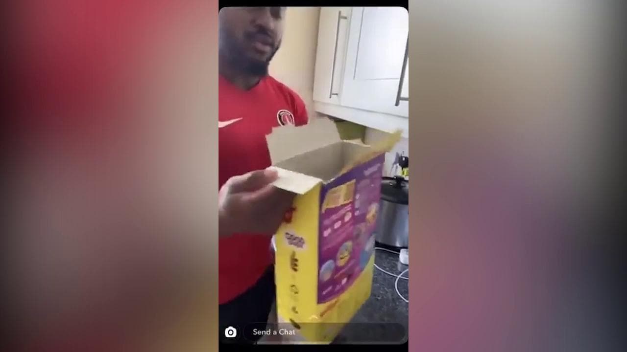 Quattro mosse per richiudere scatola di cereali: il tutorial visto milioni di volte