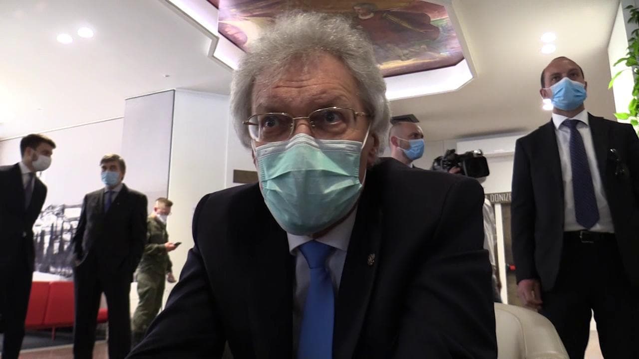 Coronavirus, l'ambasciatore di Mosca: "Russi in Italia per interesse? Conte offeso come Putin"