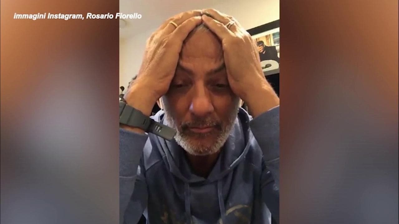 Fiorello con le mani nei capelli: "Faccio Sanremo con Amadeus e chiudo la carriera"