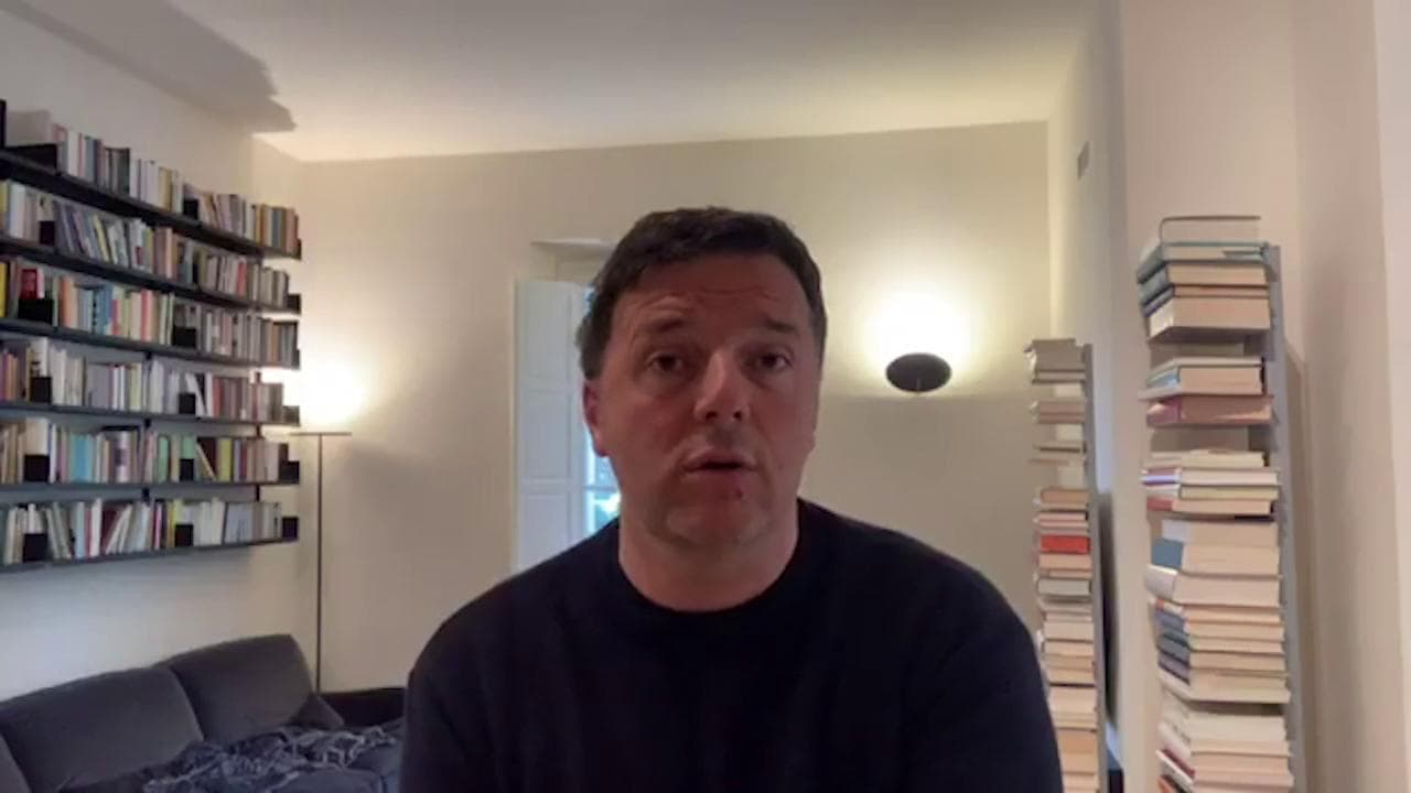 Coronavirus, Renzi: "Pensiamo alla ripartenza. Non si può stare in casa aspettando il vaccino"