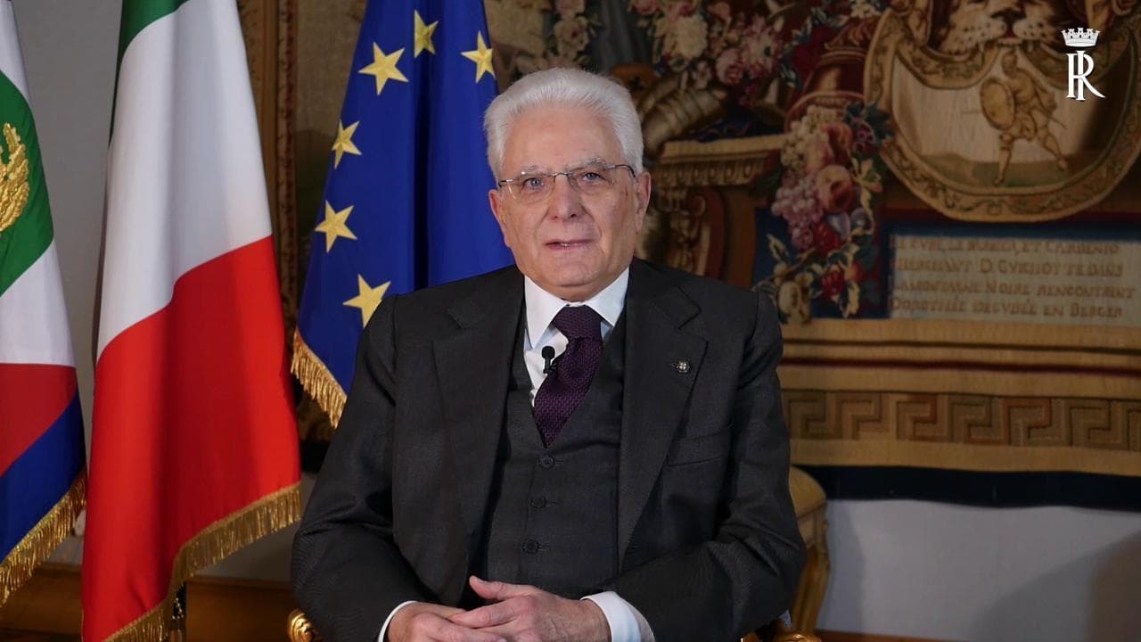 8 marzo, Mattarella: "Grazie alle donne che combattono l'emergenza virus"