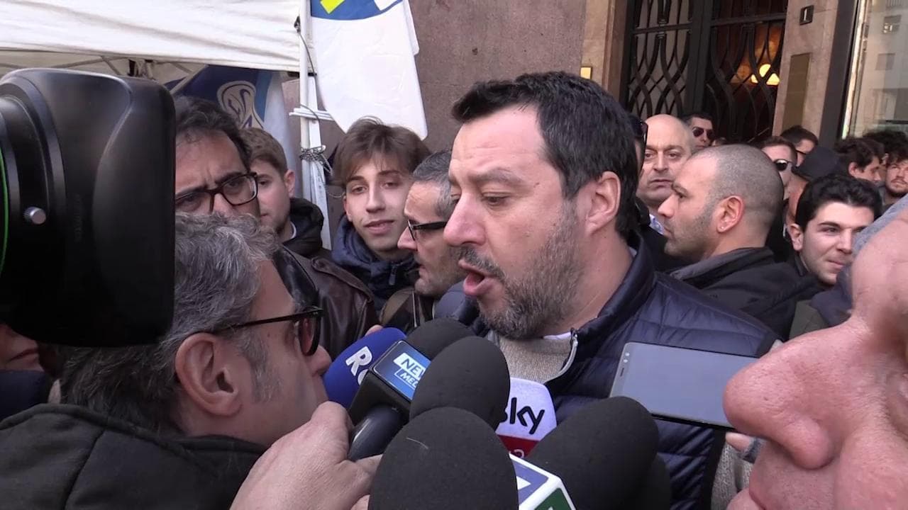 Europa, Salvini: "O cambia o non ha più senso ed è meglio fare come gli inglesi"