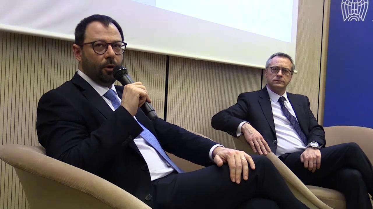 Casi Zaky e Regeni, Patuanelli: "La soluzione non è interrompere rapporti con Egitto ma usarli per pretendere chiarezza"
