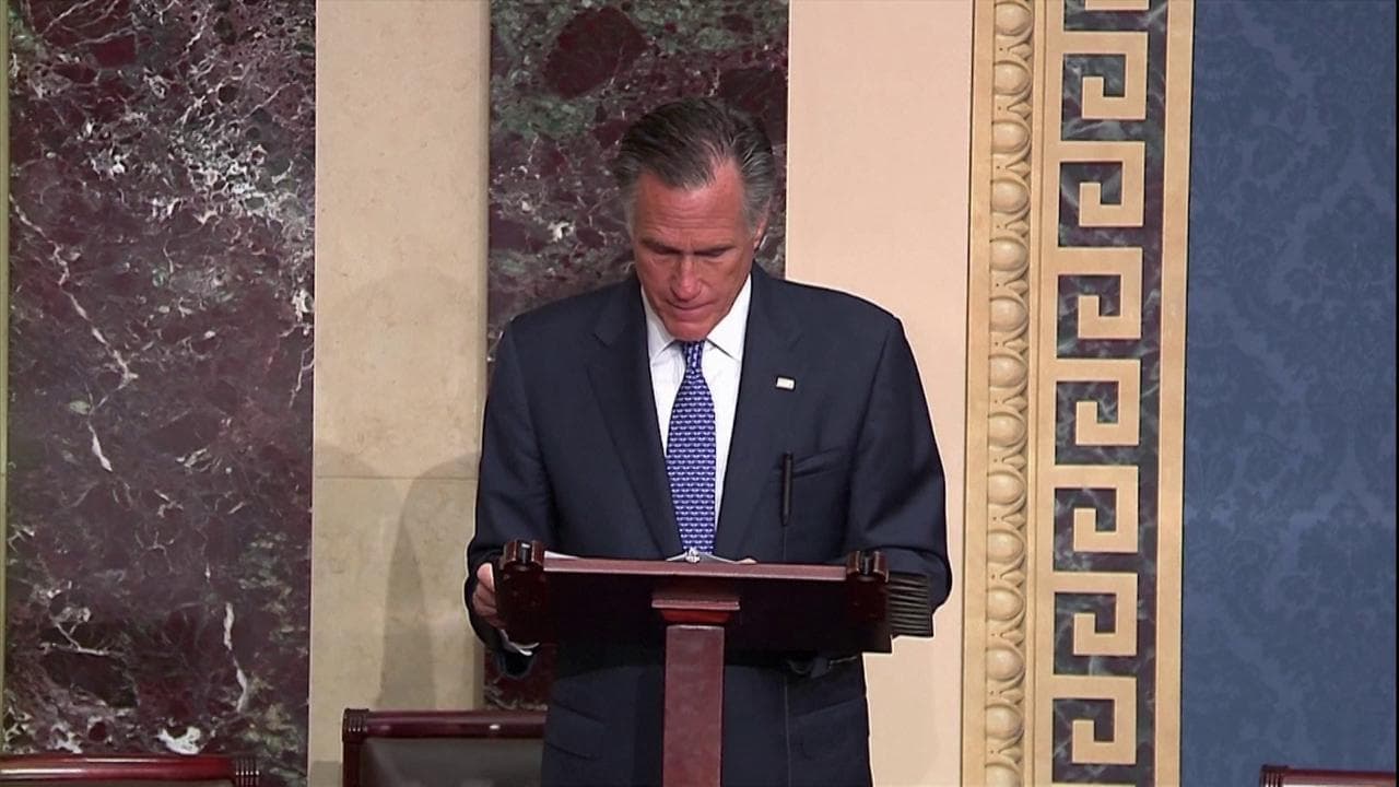 Impeachment, il repubblicano Romney vota per condanna Trump: "Colpevole di terribile abuso di fiducia pubblica"