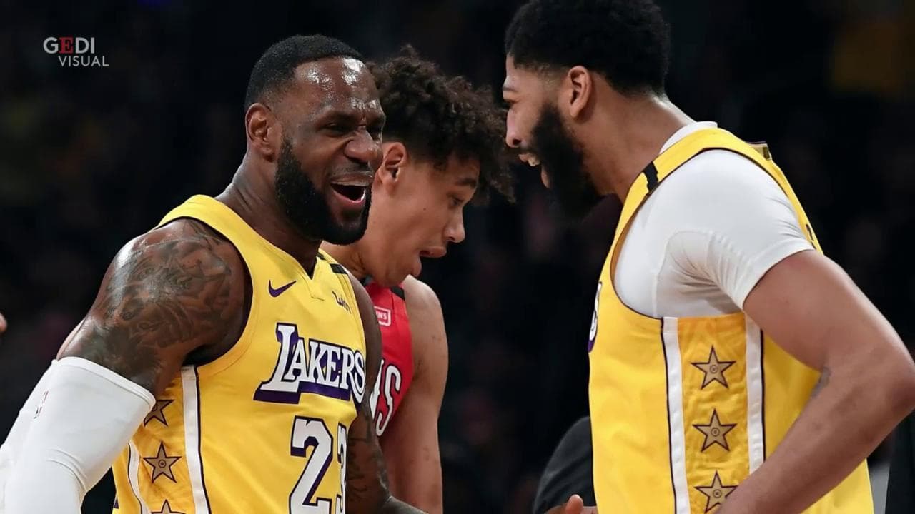 Morto Kobe Bryant, LeBron e Anthony Davis omaggiano "Black Mamba" con un tatuaggio