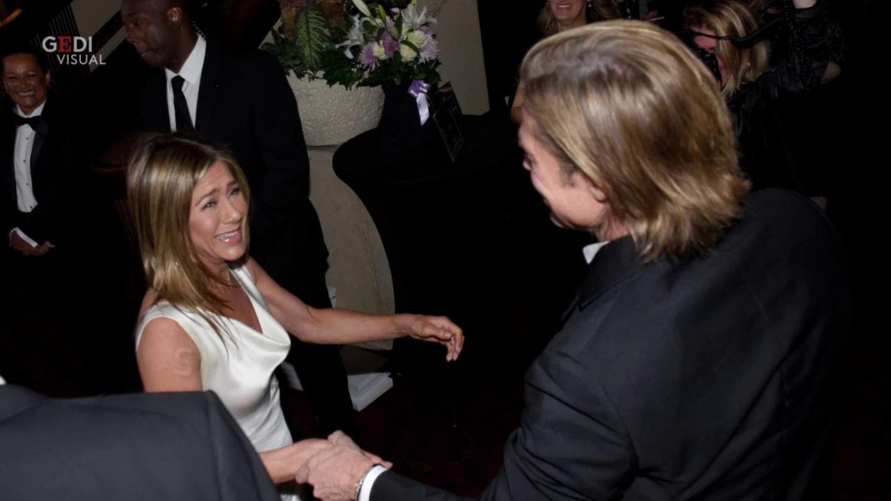 Sag Awards, le immagini di Jennifer Aniston e Brad Pitt che fanno sognare i fan