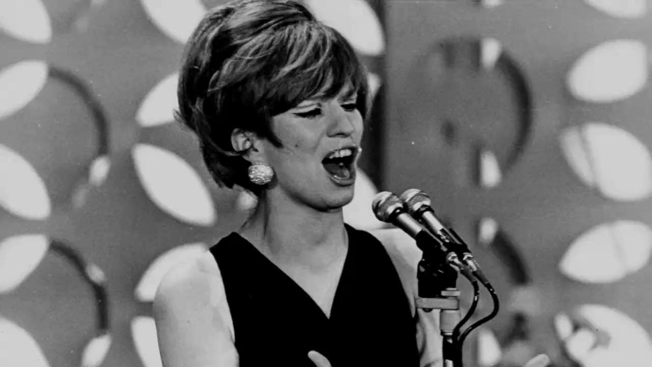 Musica, gli 80 anni di Iva Zanicchi tra musica, tv e politica. E arriva un nuovo singolo