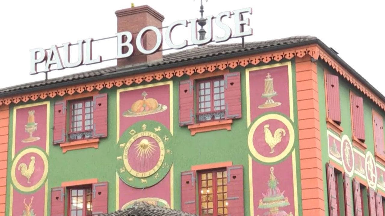 Francia, il ristorante di Paul Bocuse perde la terza stella Michelin, i dipendenti: "Siamo sconvolti"