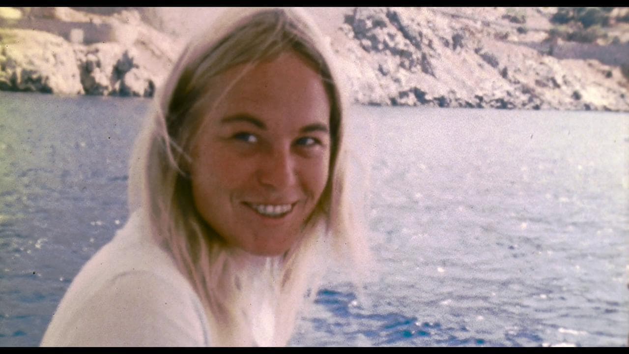 Marianne Ihlen, la donna che ispirò Leonard Cohen: la loro storia d'amore in un doc