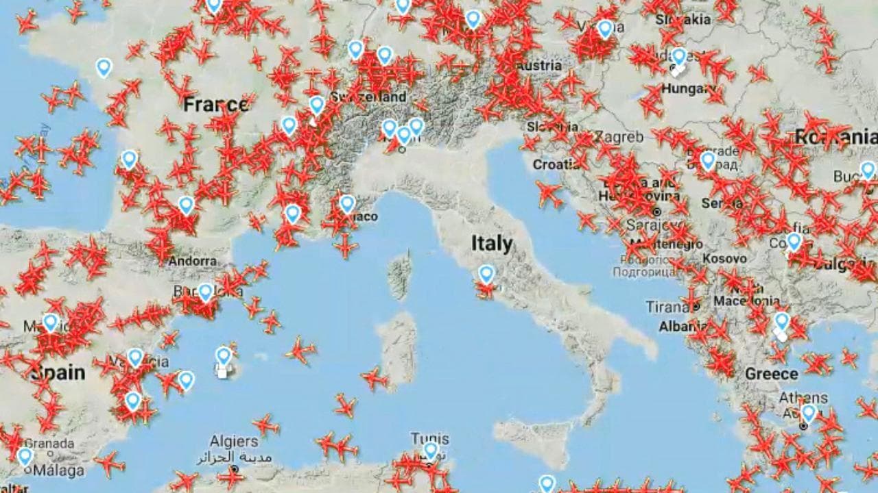 L'Italia "isolata" per 4 ore, nei nostri cieli non ha volato quasi nessun aereo