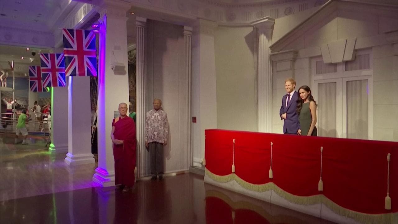 Londra, Harry e Meghan di cera separati dalla famiglia reale al Museo di Madame Tussauds