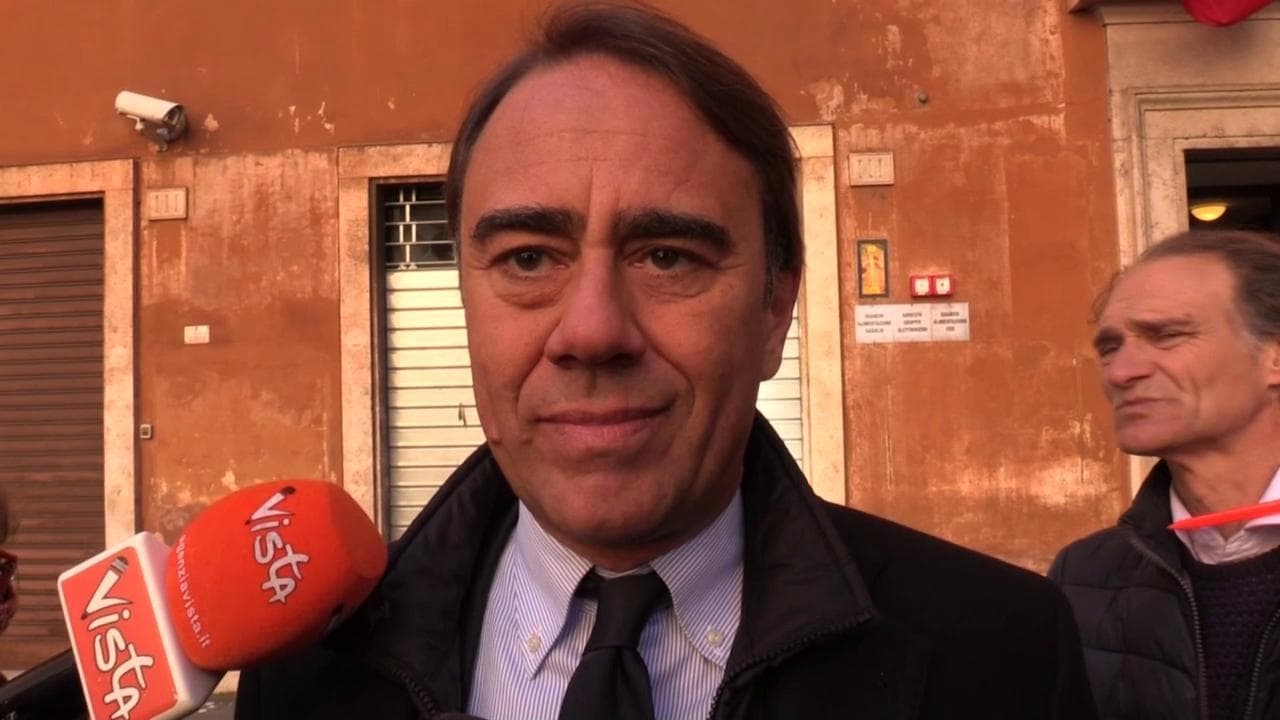 Taglio parlamentari, Cangini (Forza Italia): "Qualcuno ci ha ripensato e ha tolto la firma. Referendum a rischio"