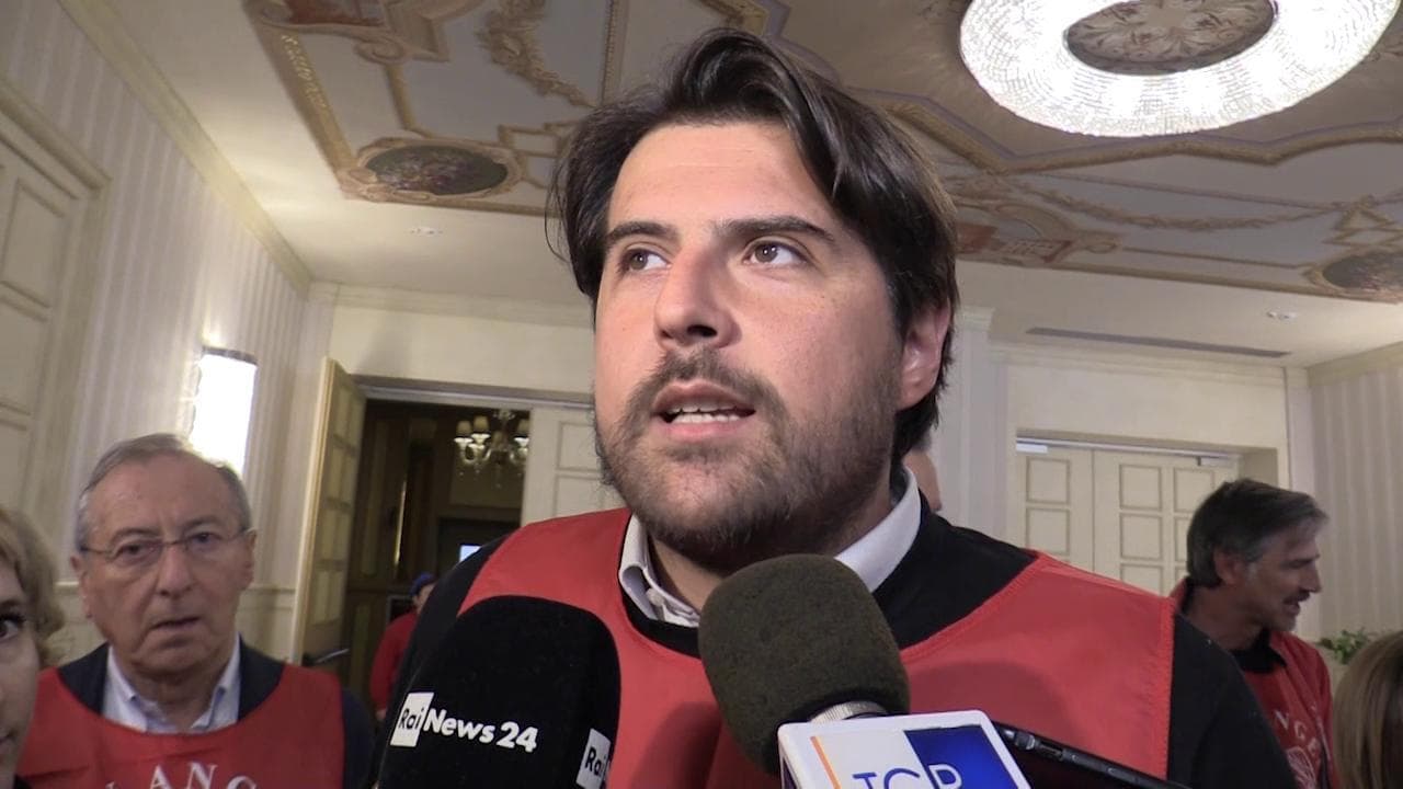 M5S, Buffagni: "Di Battista per me è ancora nel Movimento. Se va in Iran avrà difficoltà"
