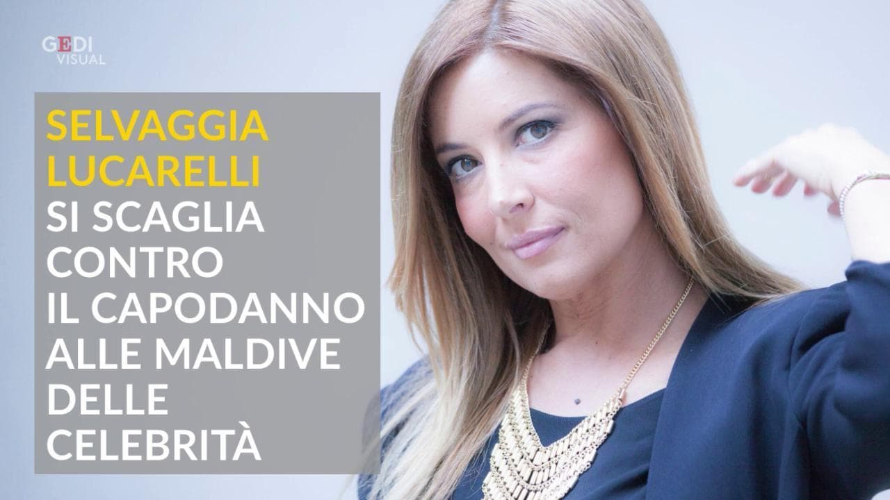 Selvaggia Lucarelli, polemica social sulle celebrità alle Maldive: "Le marchette lasciatele ad altri"