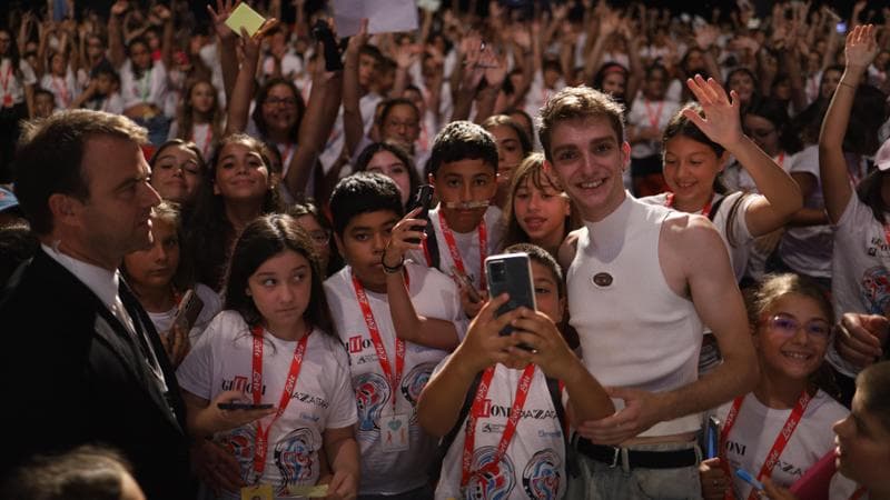 Domenico Cuomo a Giffoni: “Chi è bullizzato soffre, ma sono i bulli le vere vittime del male”
