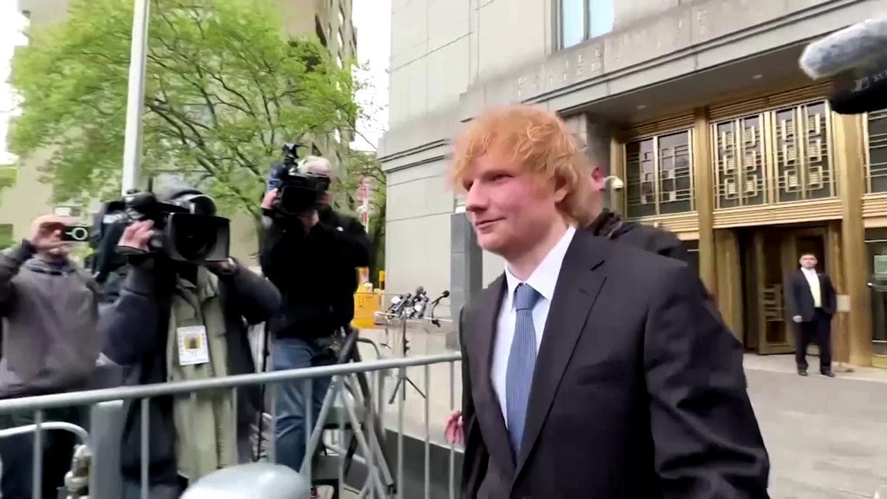 Ed Sheeran accusato di plagio: per difendersi canta dal banco dei testimoni