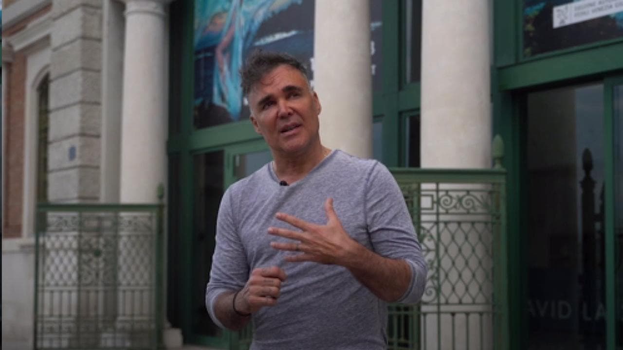 Trieste, la nuova mostra di David LaChapelle: "Da Michelangelo a Cinecittà, l'Italia è il centro culturale del mondo"