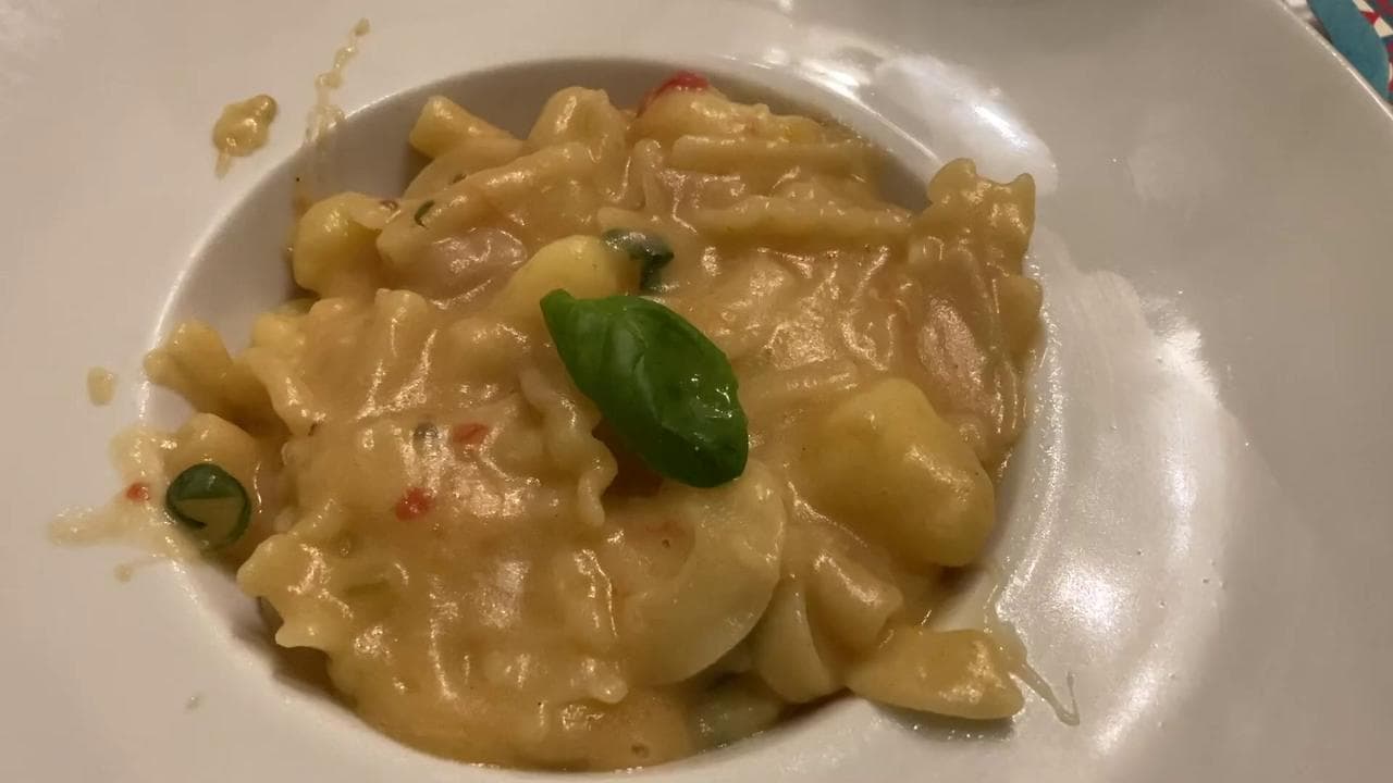 Osteria Partenope: genovese, lardiato e pizza fritta nel cuore del Vomero