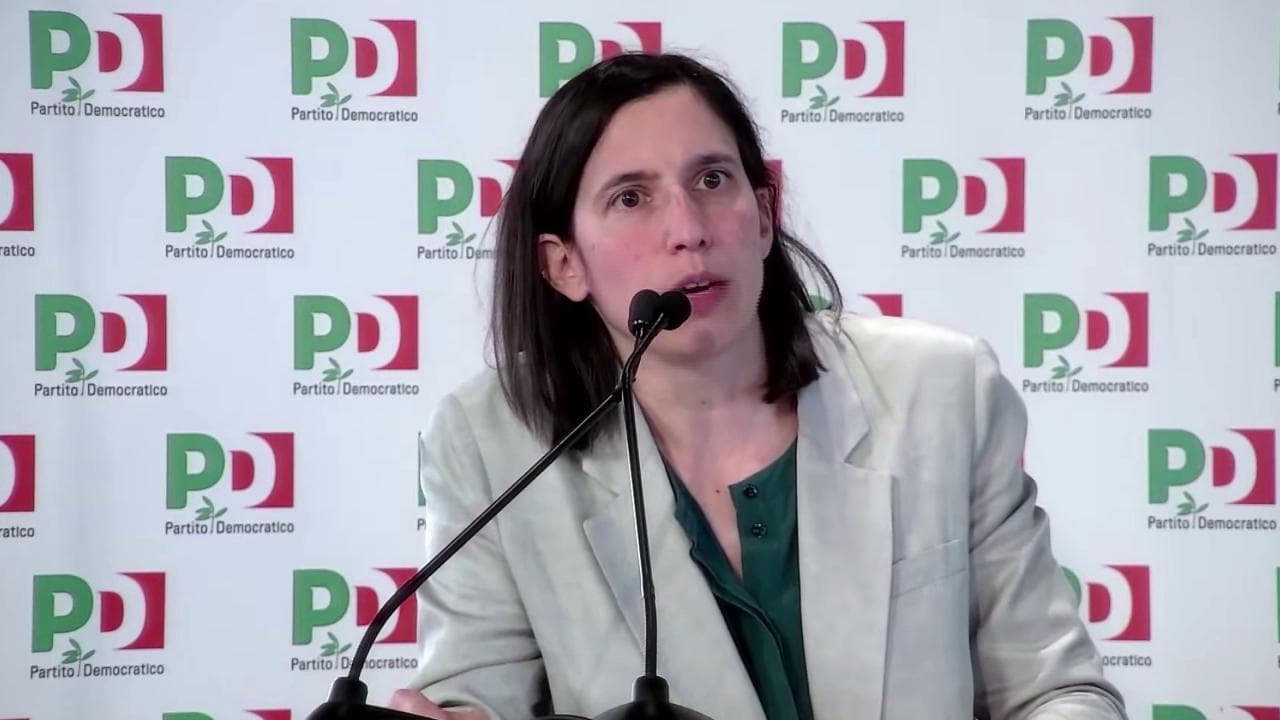 Migranti, Schlein: "Il decreto Cutro favorisce la malavita organizzata"
