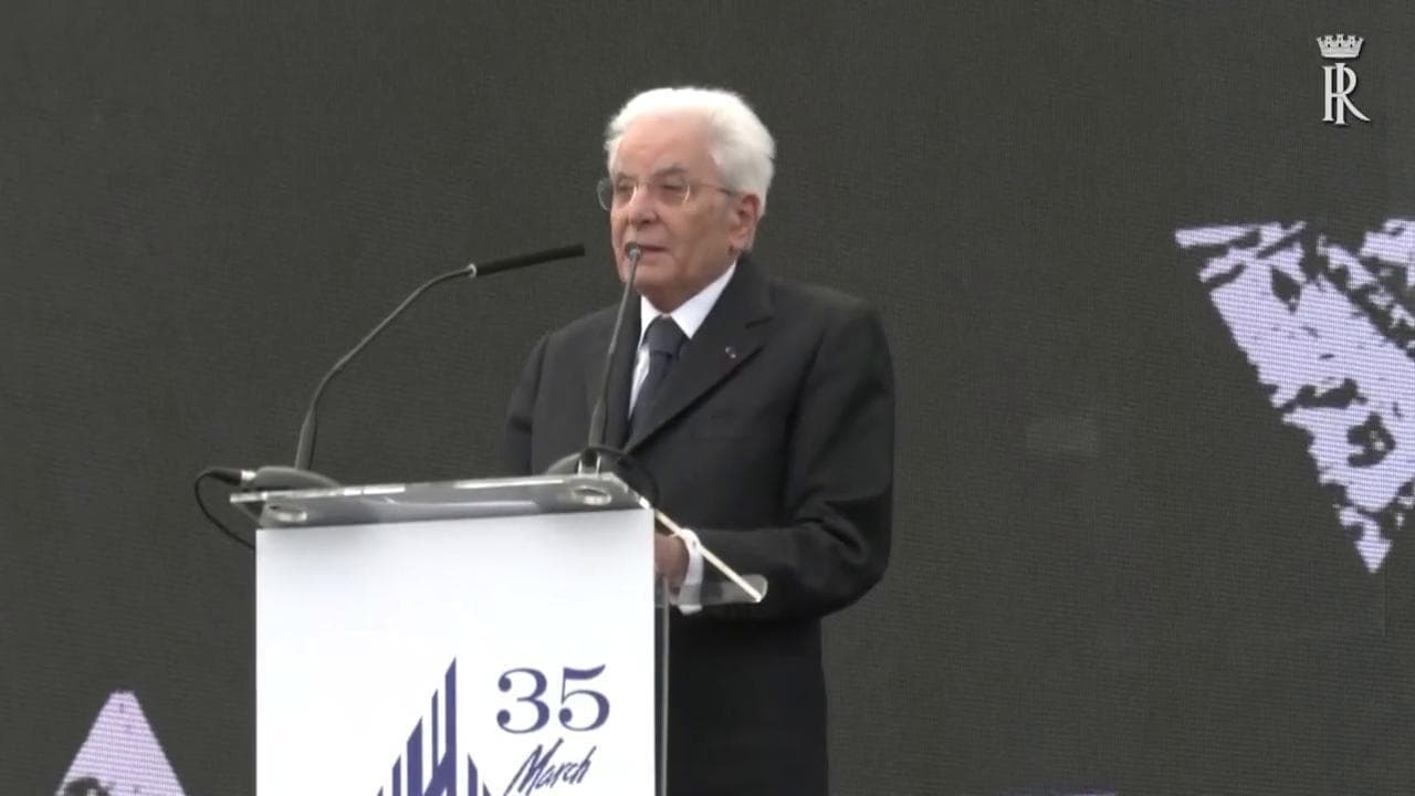 Auschwitz, Mattarella: "I regimi fascisti consegnarono i propri cittadini ai carnefici nazisti"