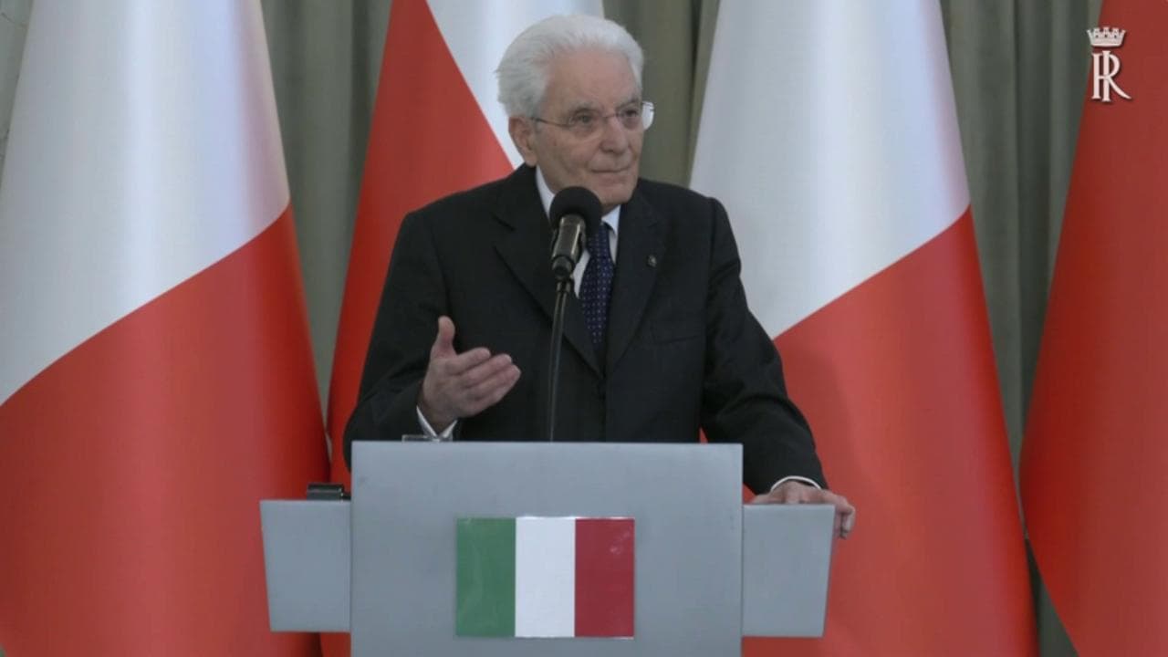 Migranti, Mattarella: "Ue superi regole che sono ormai preistoria"