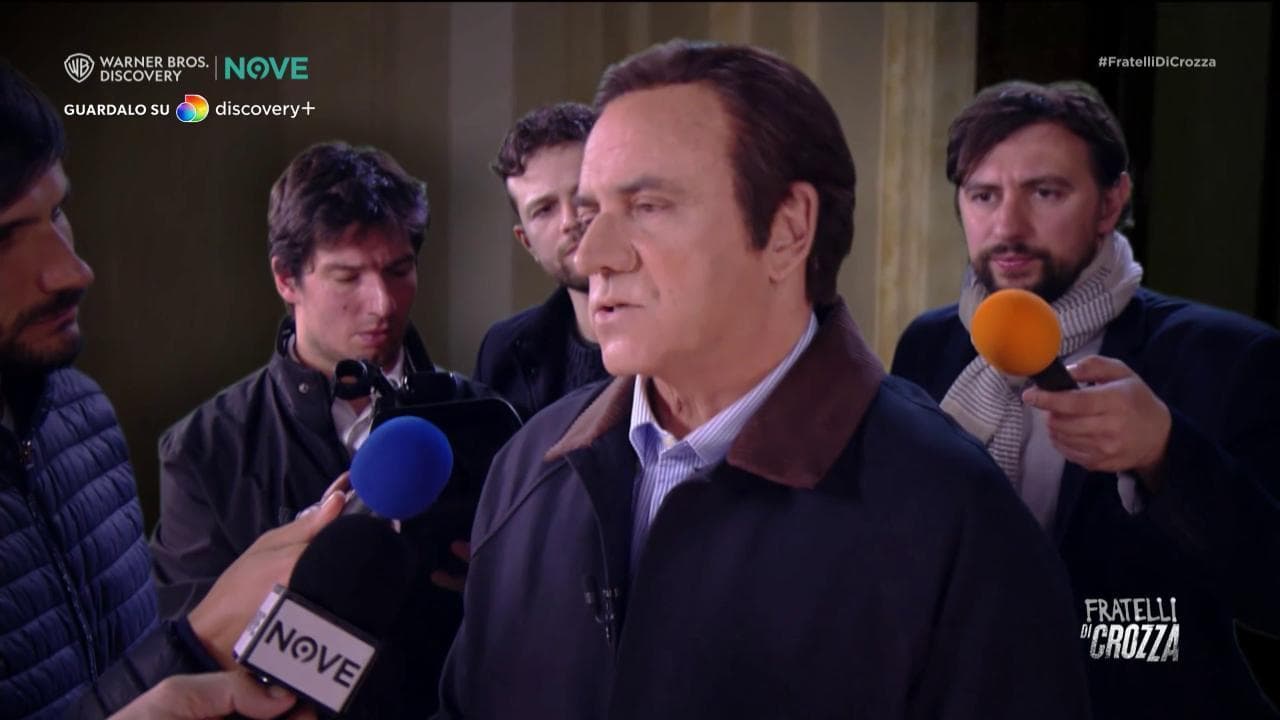 Crozza-Calenda dopo la rottura con Renzi: "Riformo il terzo polo su Twitter: cercasi persona seria"