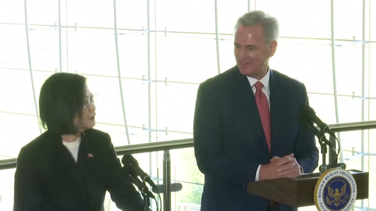 L'incontro storico in California tra lo speaker della Camera Usa e la presidente di Taiwan