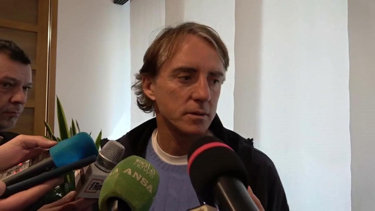 Il ct dell'Italia, Mancini: "Sugli oriundi polemica senza senso: chi ci resta male pensi a segnare"