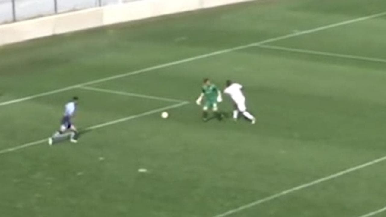Serie C, la rimessa dal fondo è un disastro: il comico gol del Mantova all'Albinoleffe