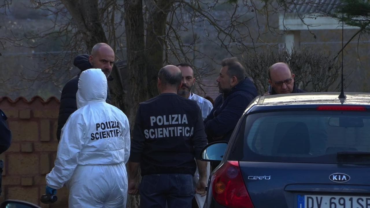 L'Aquila, omicidio-suicidio 4 morti, in corso i rilievi