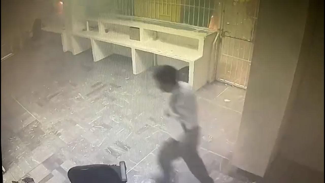 Messico, il video che accusa gli agenti: lasciano centro migranti durante rogo con le porte chiuse