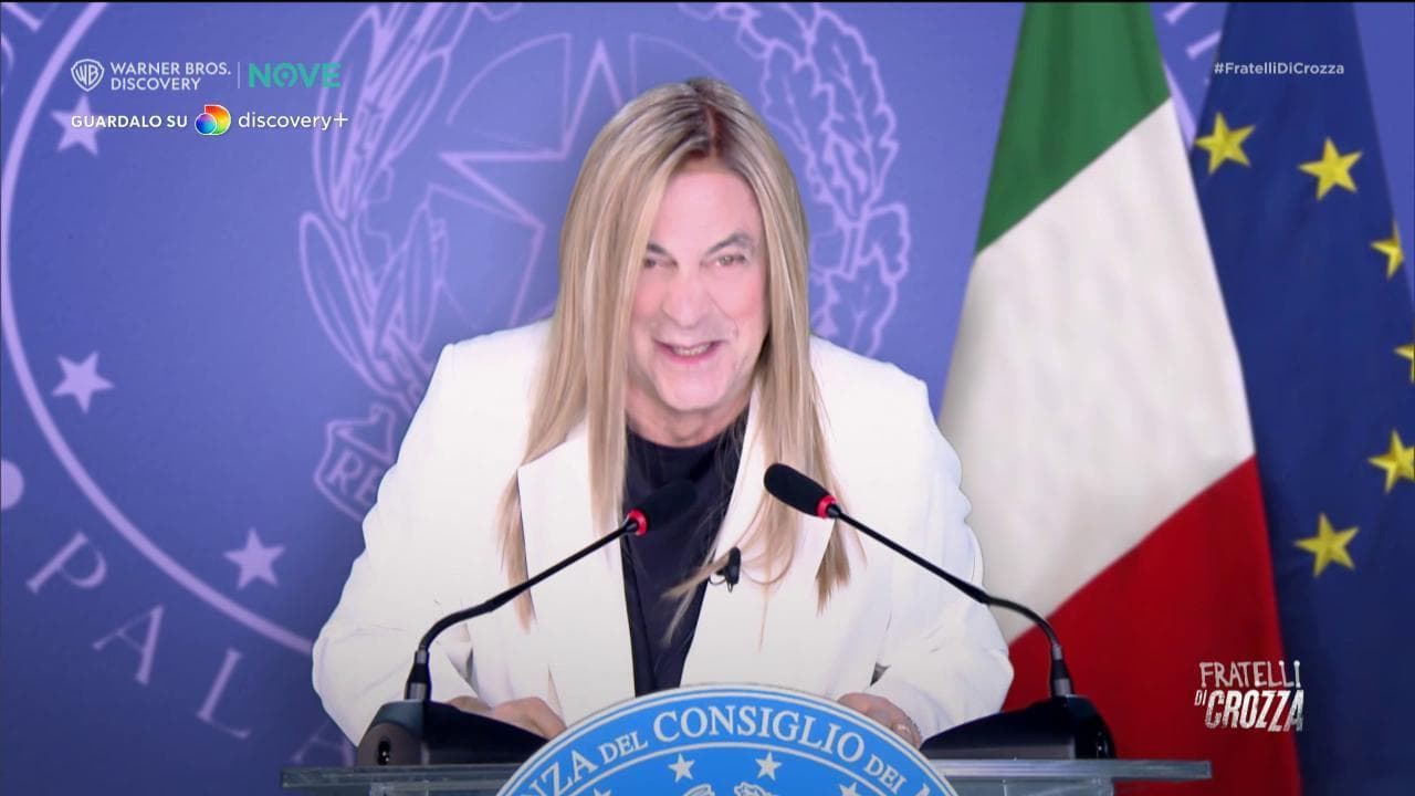 Crozza è Giorgia Meloni: "Faccio opposizione all’opposizione e je dico: 'E chi sono io, Mose?'"