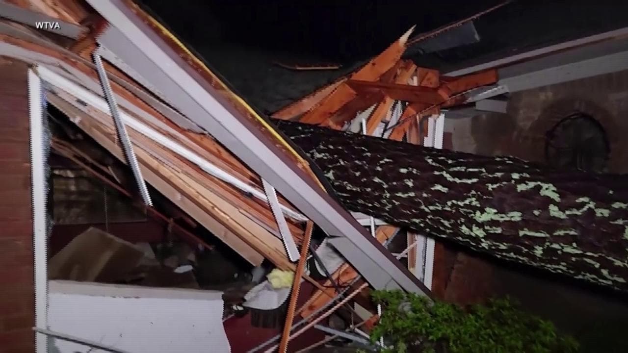 Mississippi, forte tornado causa vittime e ingenti danni: le immagini