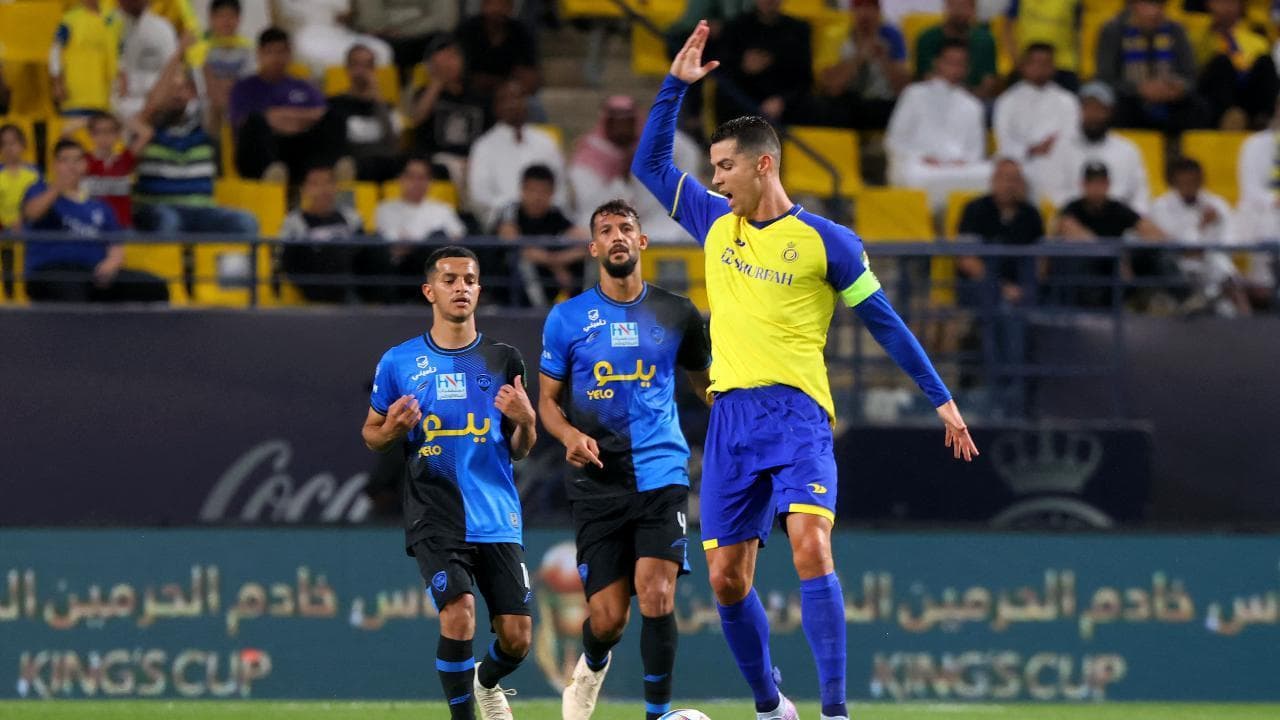 Il Ronaldo furioso: litiga con l'arbitro e lo manda platealmente a quel paese