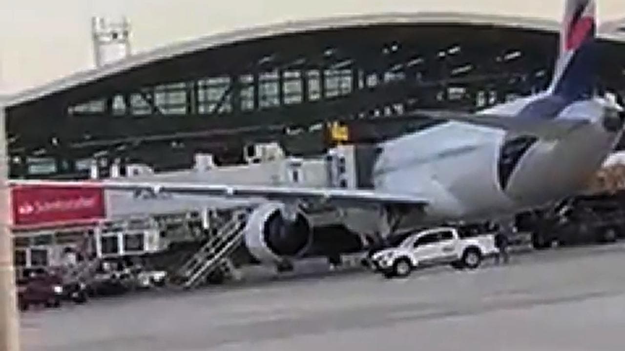 Santiago del Cile, tentano "la rapina del secolo" in aeroporto: l'assalto per 32 milioni di dollari