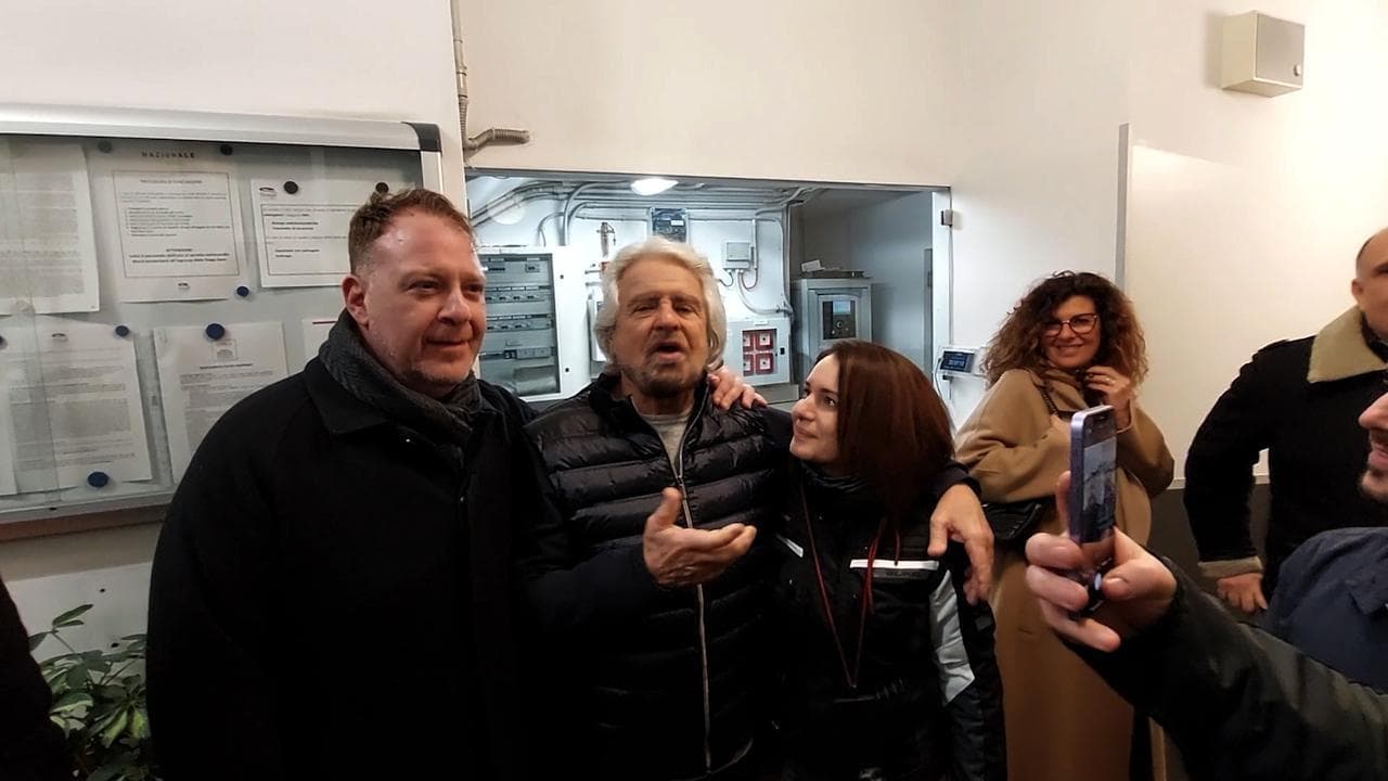 M5S, Beppe Grillo: "Elly Schlein va benissimo! Le nostre idee devono andare avanti con altri nomi"