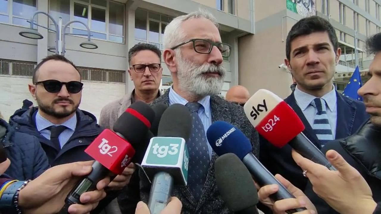 Naufragio Cutro, il pm di Crotone: "Ricostruzione delle comunicazioni a buon punto"