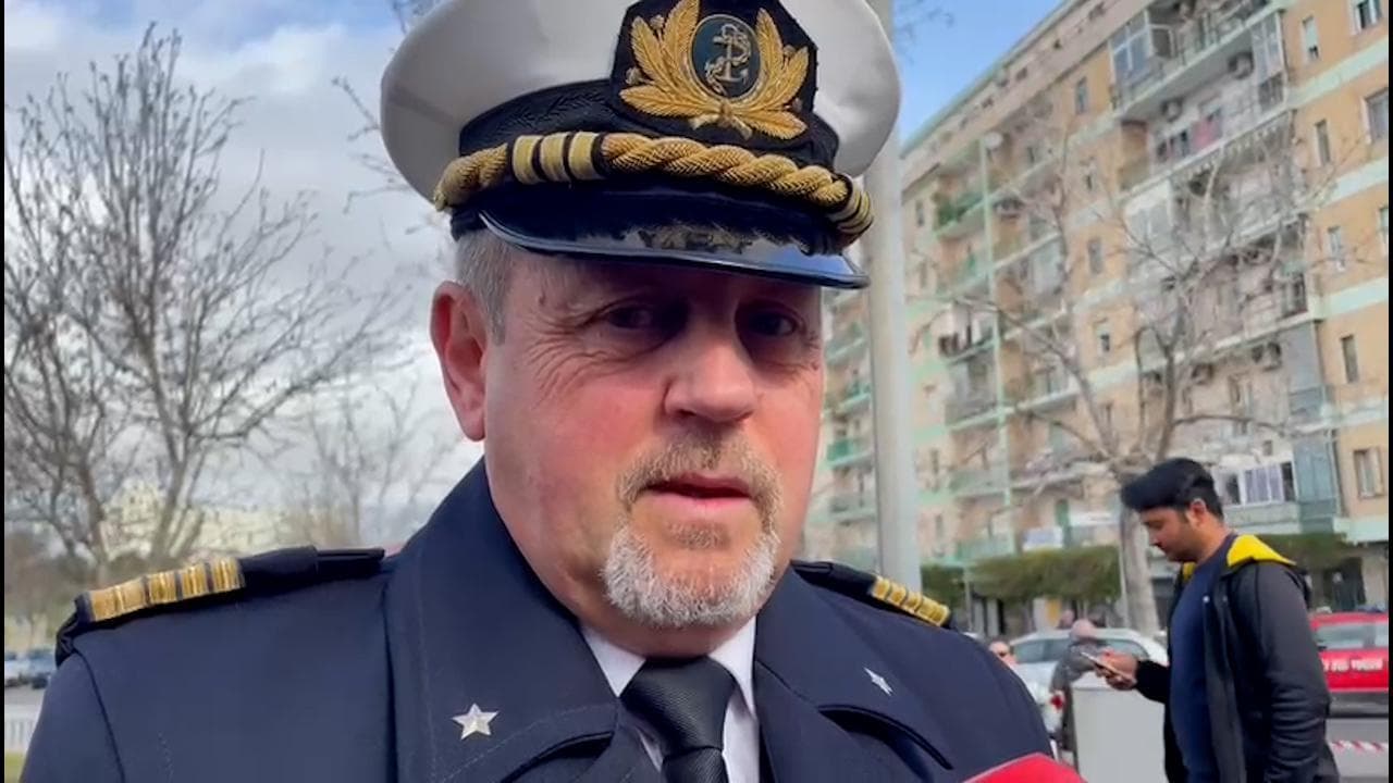 Strage di migranti, il comandante della guardia costiera: "C'erano le condizioni per salvarli"