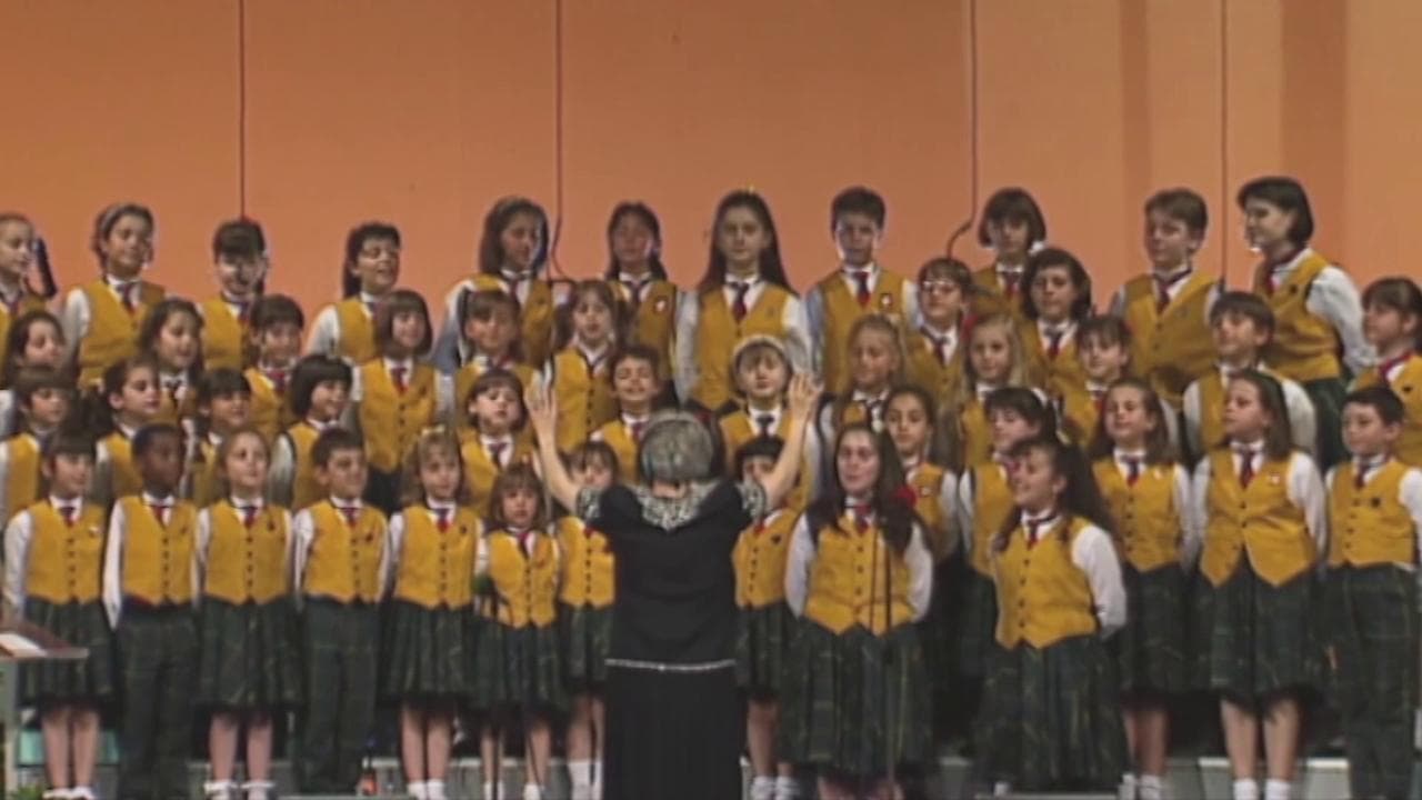 I 60 anni del Coro dell'Antoniano: da Pavarotti a Zalone. Lo show dello Zecchino d'oro si rinnova