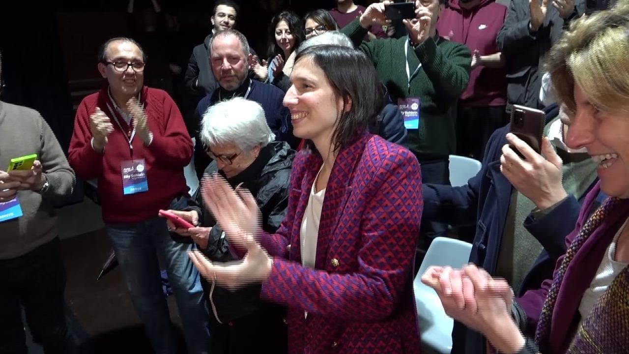 Trionfa Elly Schlein tra Bella Ciao e iscritti in aumento: "Nasce un nuovo PD", il videoracconto