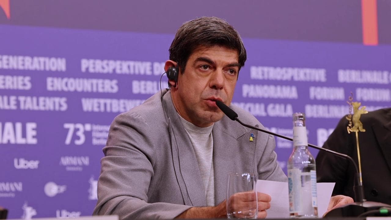 Favino, l'appello per gli attori italiani e il documento dei lavoratori dello spettacolo
