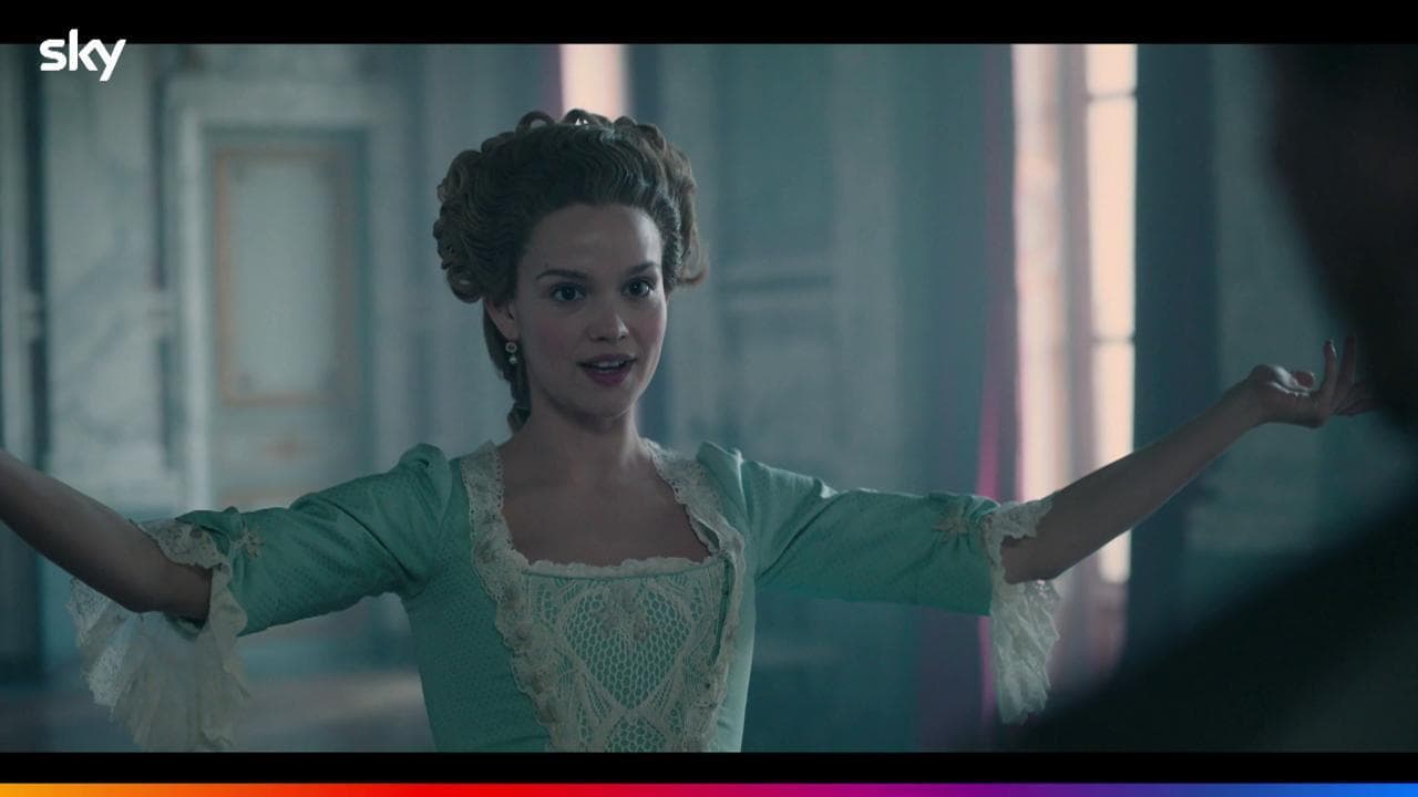 Maria Antonietta, la nuova serie è un (bellissimo) incubo a occhi aperti