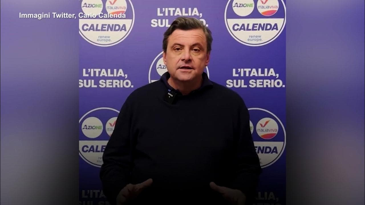 Regionali, Calenda: "Inspiegabile come Fontana abbia ottenuto più voti dopo la gestione del Covid"