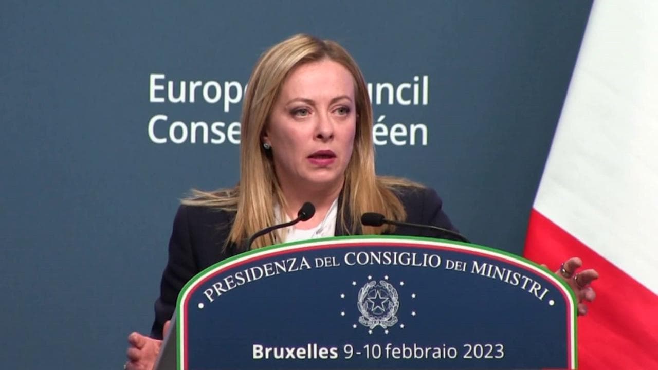 Meloni: "Nessun gelo con Parigi ma Macron ha sbagliato"